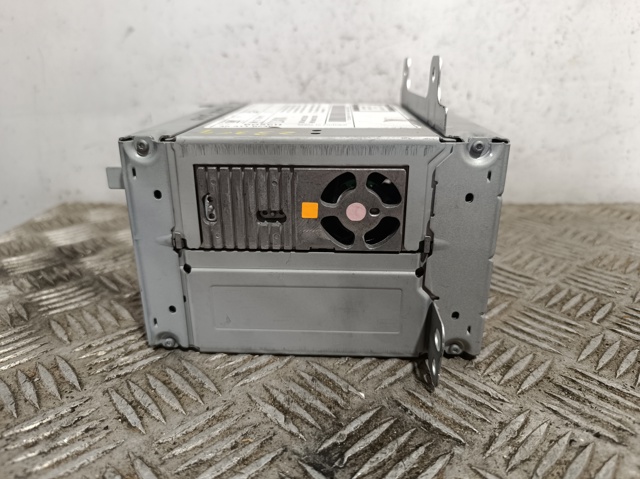Radioodtwarzacz (radio AM/FM) 22739813 OPEL