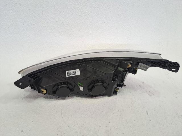 Reflektor prawy Ford Focus 4 HP