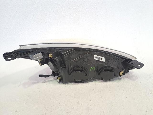 Reflektor lewy Ford Focus 4 HP