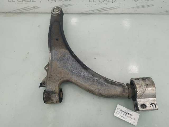 Wahacz zawieszenia przedniego dolny lewy 22792990 OPEL