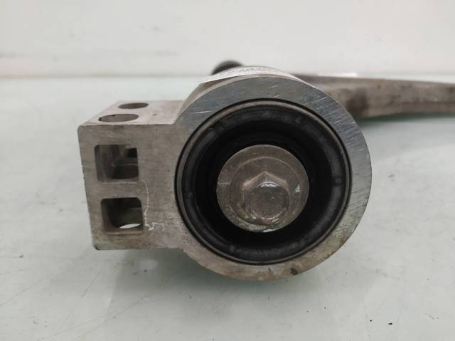 Wahacz zawieszenia przedniego dolny prawy 22792991 OPEL