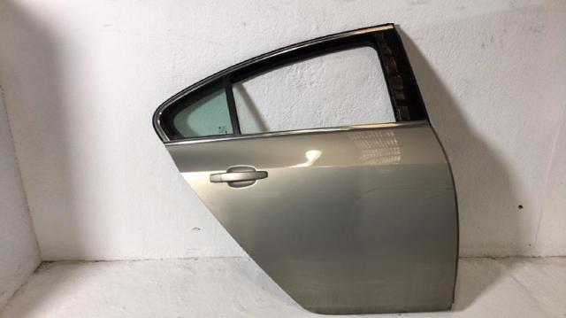 Drzwi tylne prawe 22796348 OPEL