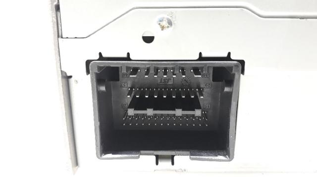 Radioodtwarzacz (radio AM/FM) Opel Astra 35