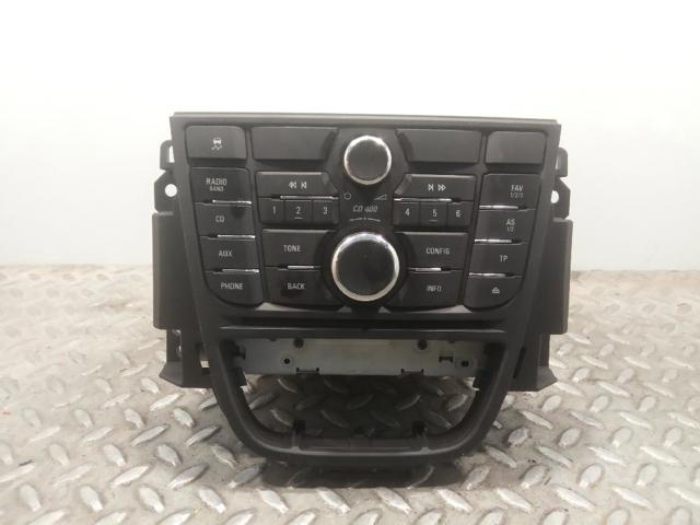 Radioodtwarzacz (radio AM/FM) Opel Astra 69