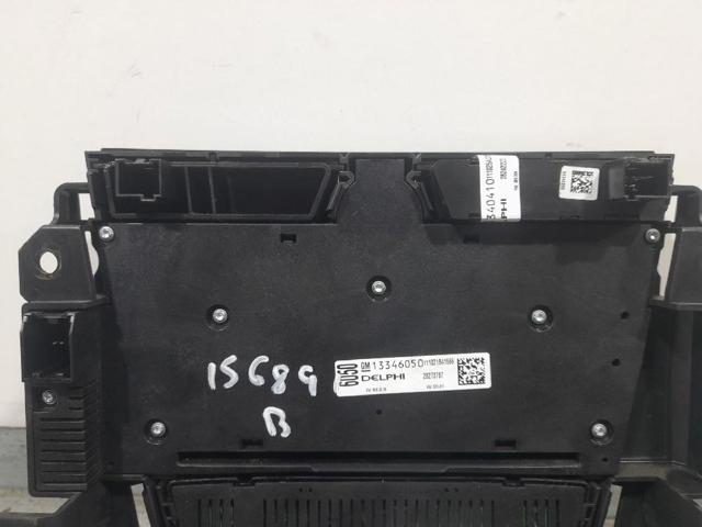 Radioodtwarzacz (radio AM/FM) Opel Astra 35