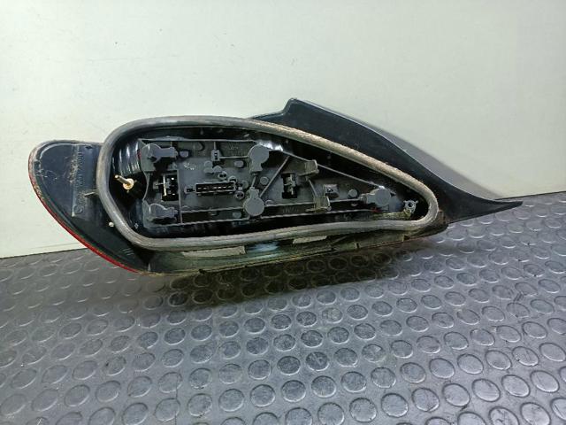 Lampa zespolona tylna lewa 2289D PEUGEOT