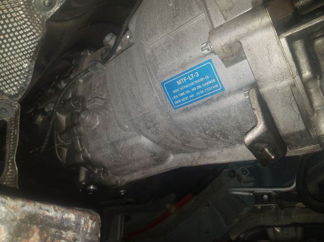 Mechaniczna skrzynia biegów w komplecie 23007533818 BMW