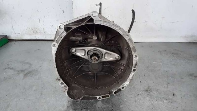 Mechaniczna skrzynia biegów w komplecie 23007533818 BMW