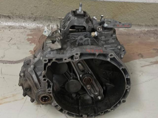 Mechaniczna skrzynia biegów w komplecie 23007568721 BMW