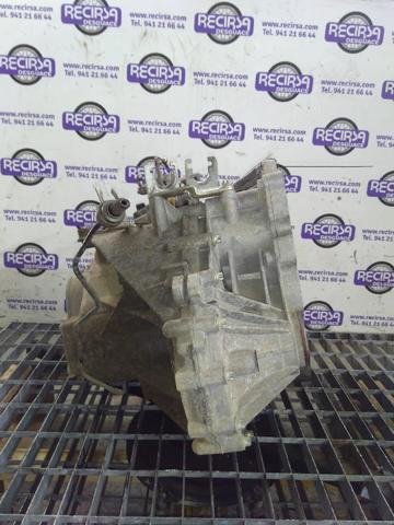 Mechaniczna skrzynia biegów w komplecie 23007568721 BMW