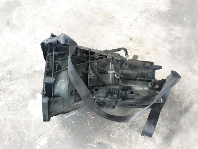 Kupić Mechaniczna skrzynia biegów w komplecie BMW 3  F30, F80 w dobrej cenie