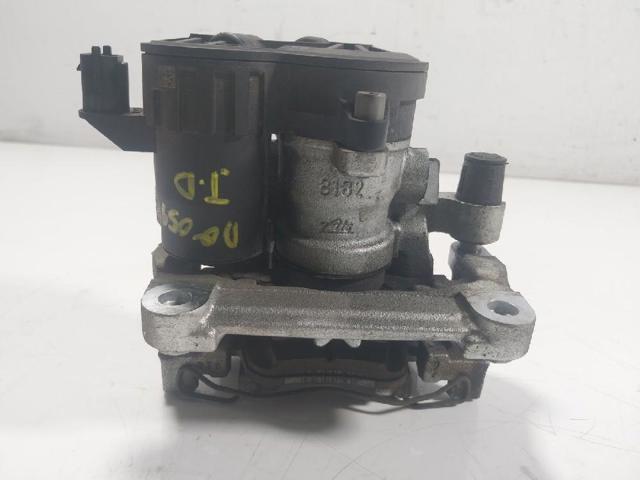 Zacisk hamulcowy tylny prawy Ford Focus 4 HP