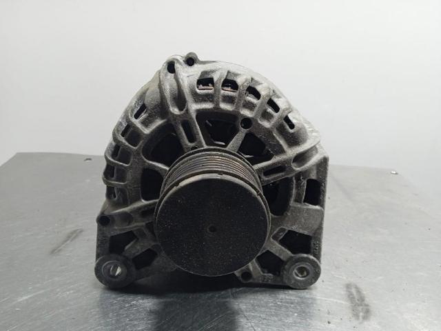 Alternator 231001318R RENAULT