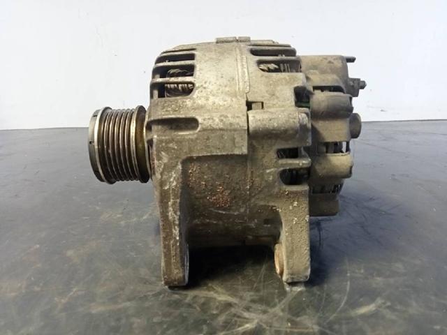 Alternator 231001318R RENAULT