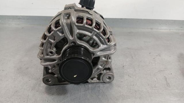 Alternator 231002175R RENAULT