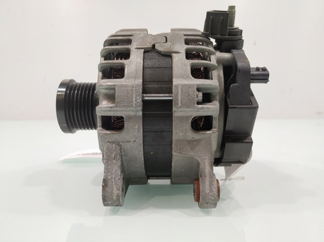 Alternator 231002175R RENAULT