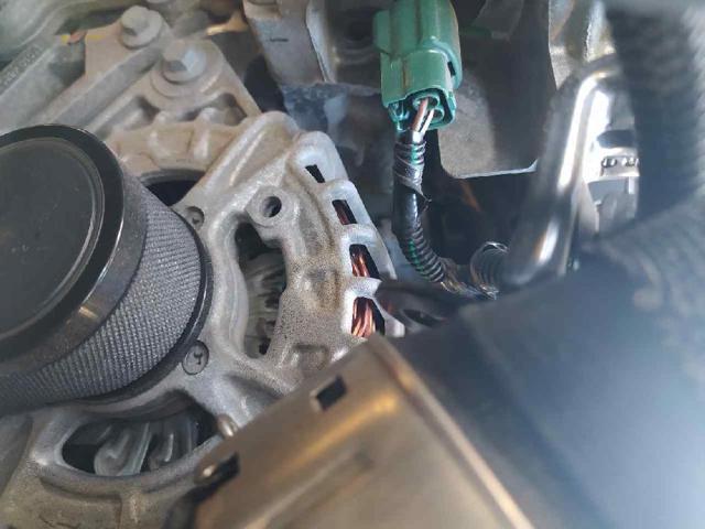 Alternator 231002175R RENAULT