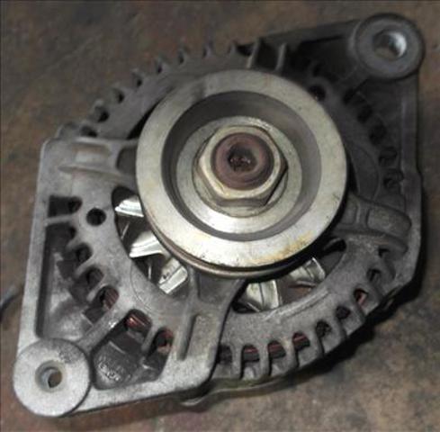 Alternator 231002F001 NISSAN