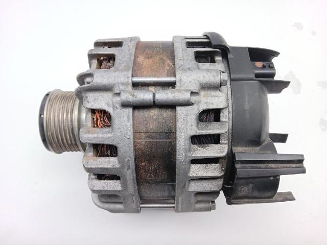 Alternator 231004719R RENAULT