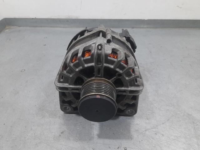 Alternator 231004719R RENAULT