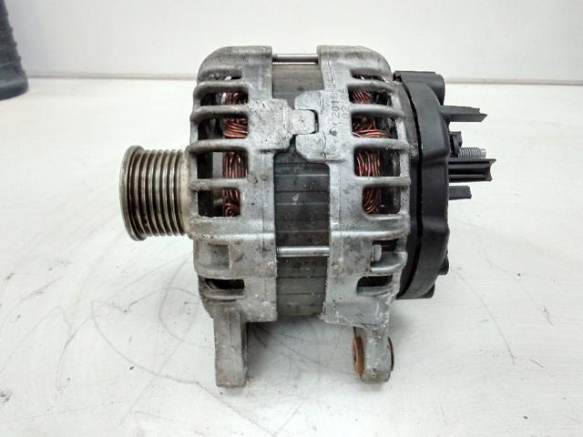 231004BE0B Renault (RVI)