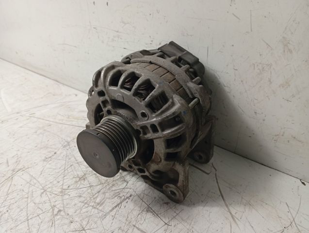 Alternator 231005079R RENAULT