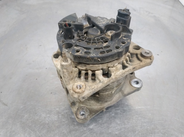 Alternator 2310069T61 NISSAN