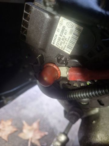 231008386R Renault (RVI)