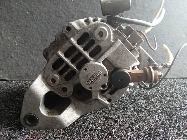 Alternator Nissan Prairie M11