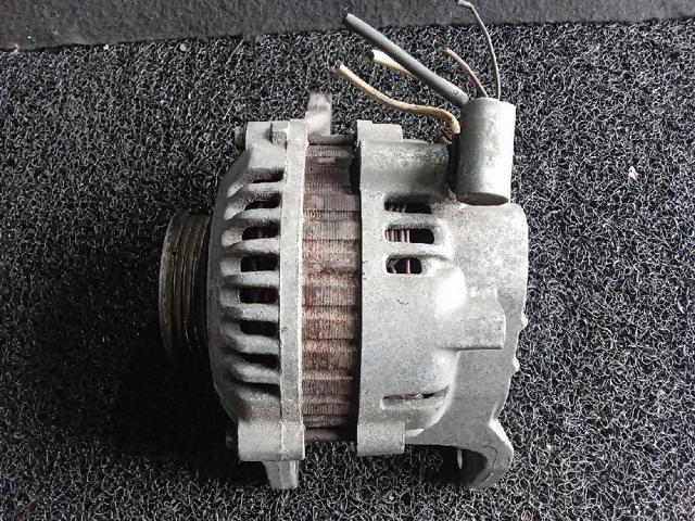 Alternator Nissan Prairie M11