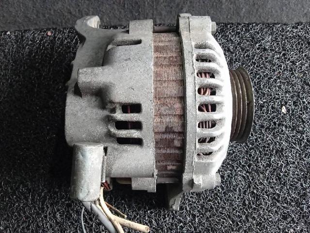 Alternator Nissan Prairie M11