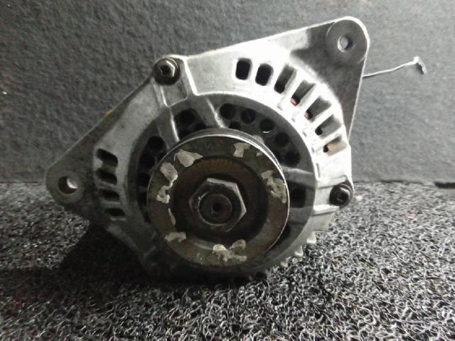 Alternator Nissan Prairie M11