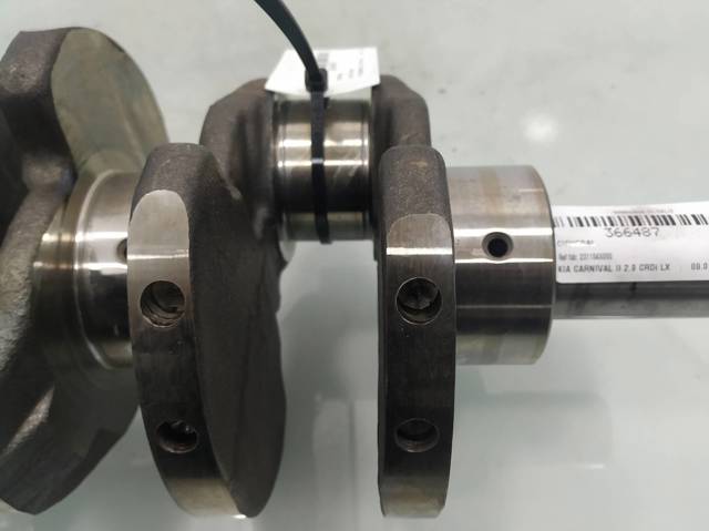 Wał korbowy silnika KIA Carnival 3 UVP