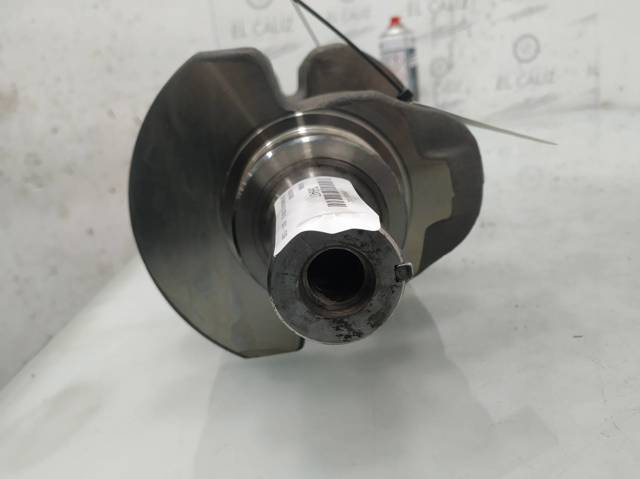 Wał korbowy silnika KIA Carnival 3 UVP