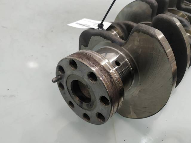 Wał korbowy silnika KIA Carnival 3 UVP