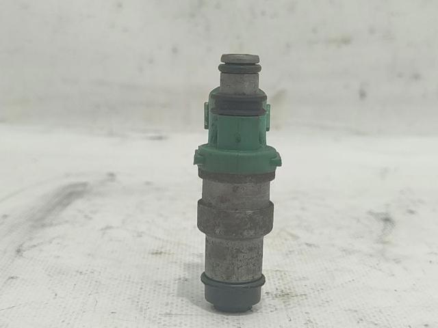 Wtryskiwacz paliwa Toyota Corolla