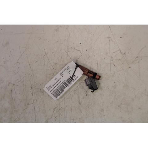 Wtryskiwacz paliwa 2325020030 TOYOTA