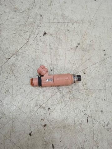 Wtryskiwacz paliwa 2325020030 TOYOTA