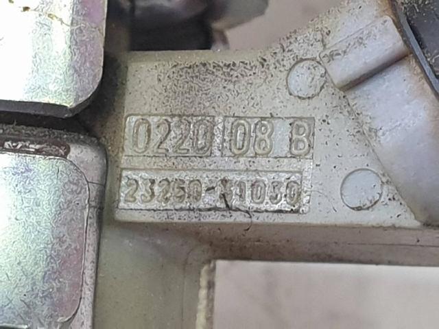 Wtryskiwacz paliwa Lexus IS E2