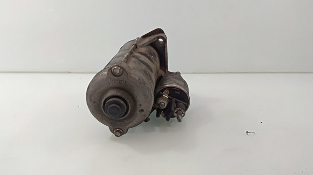 233000106R Renault (RVI)