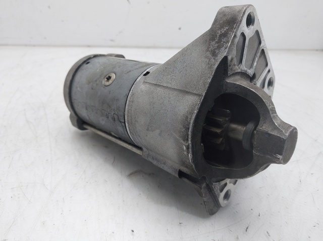 233000106R Renault (RVI)