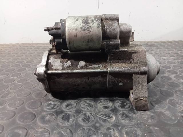 233000379R Nissan/Infiniti