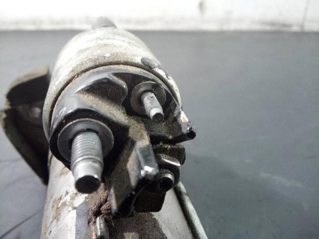 233000379R Nissan/Infiniti