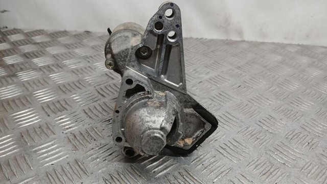 Rozrusznik 233000557R RENAULT