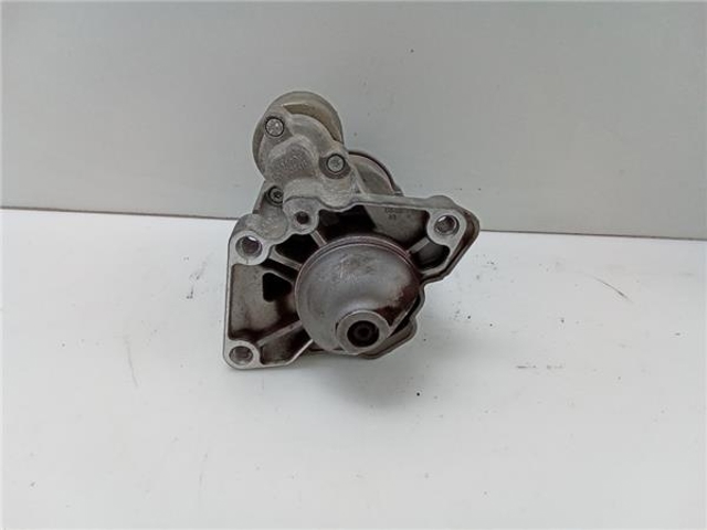 233000686R Renault (RVI)