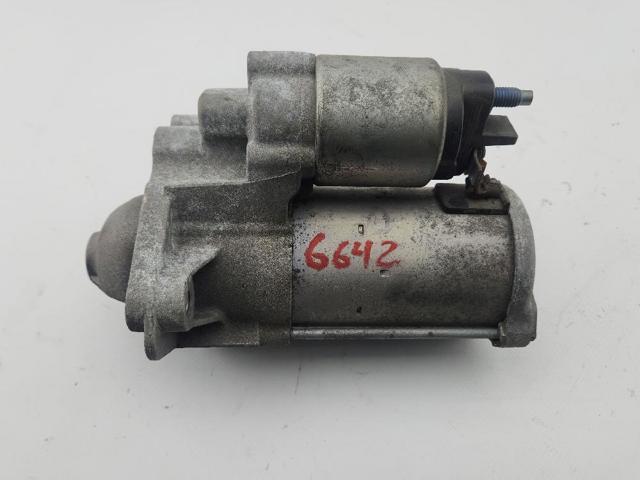 Rozrusznik 233000686R RENAULT