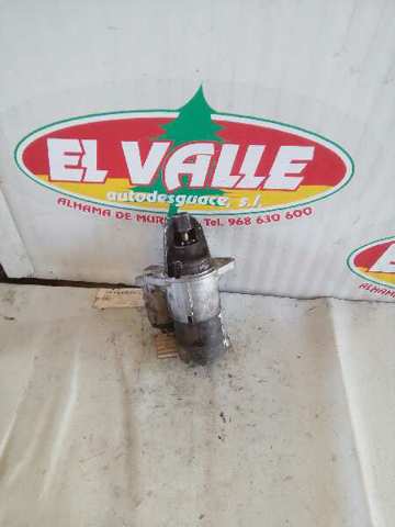 Rozrusznik 233001M216 NISSAN