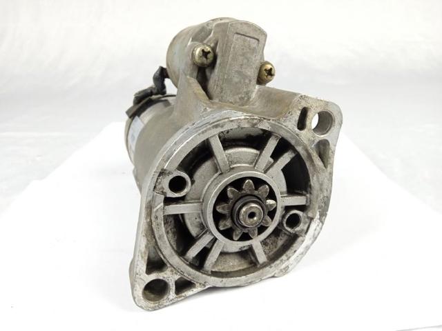 Rozrusznik Nissan Prairie M11