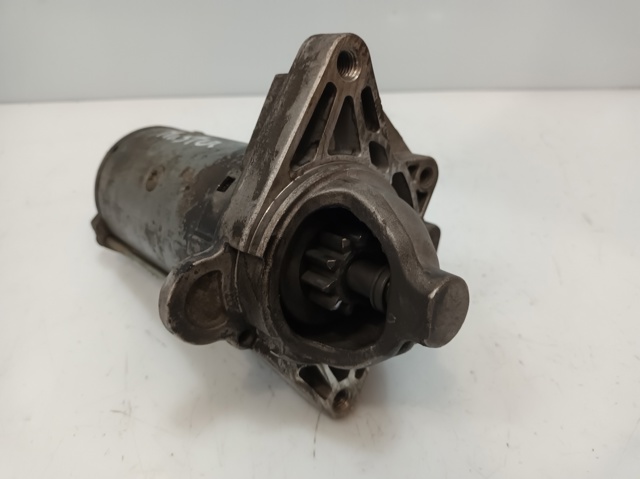 233002654R Renault (RVI)