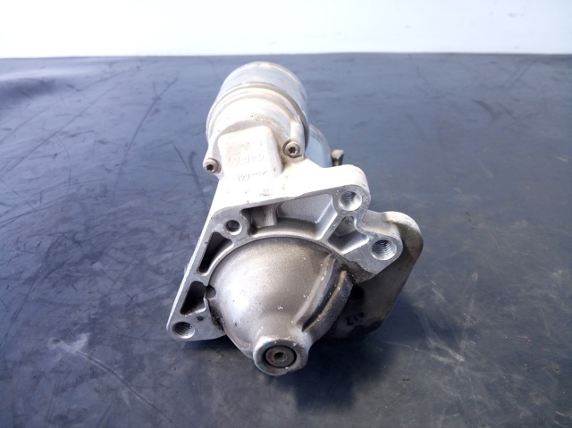 233003329R Nissan/Infiniti